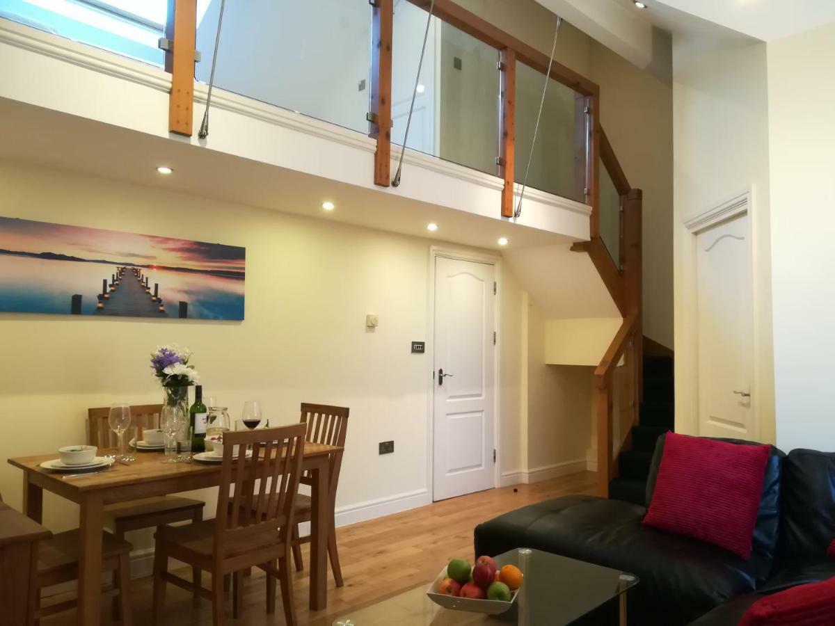 Modern, 2 Bedroom Apartment With Sofa Bed, Uplands, Swansea Exterior photo